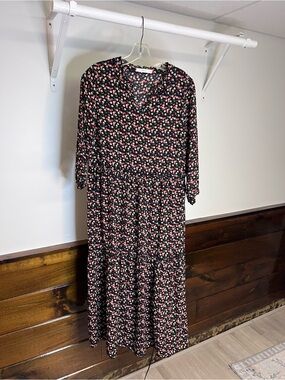 Pigalle Floral Tiered Midi Dress Black with Red & White Floral- M